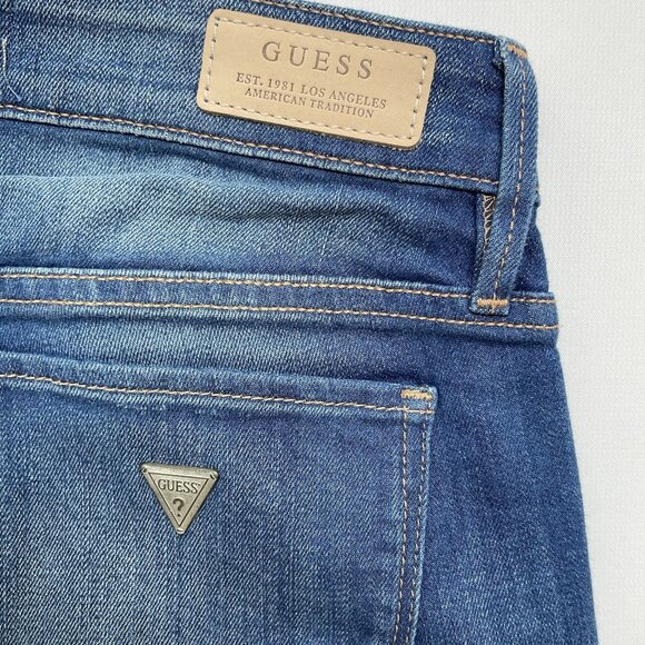 Guess Women’s Low Rise Boot Cut Jeans In Medium Blue Denim Size 27 - Picture 14 of 14